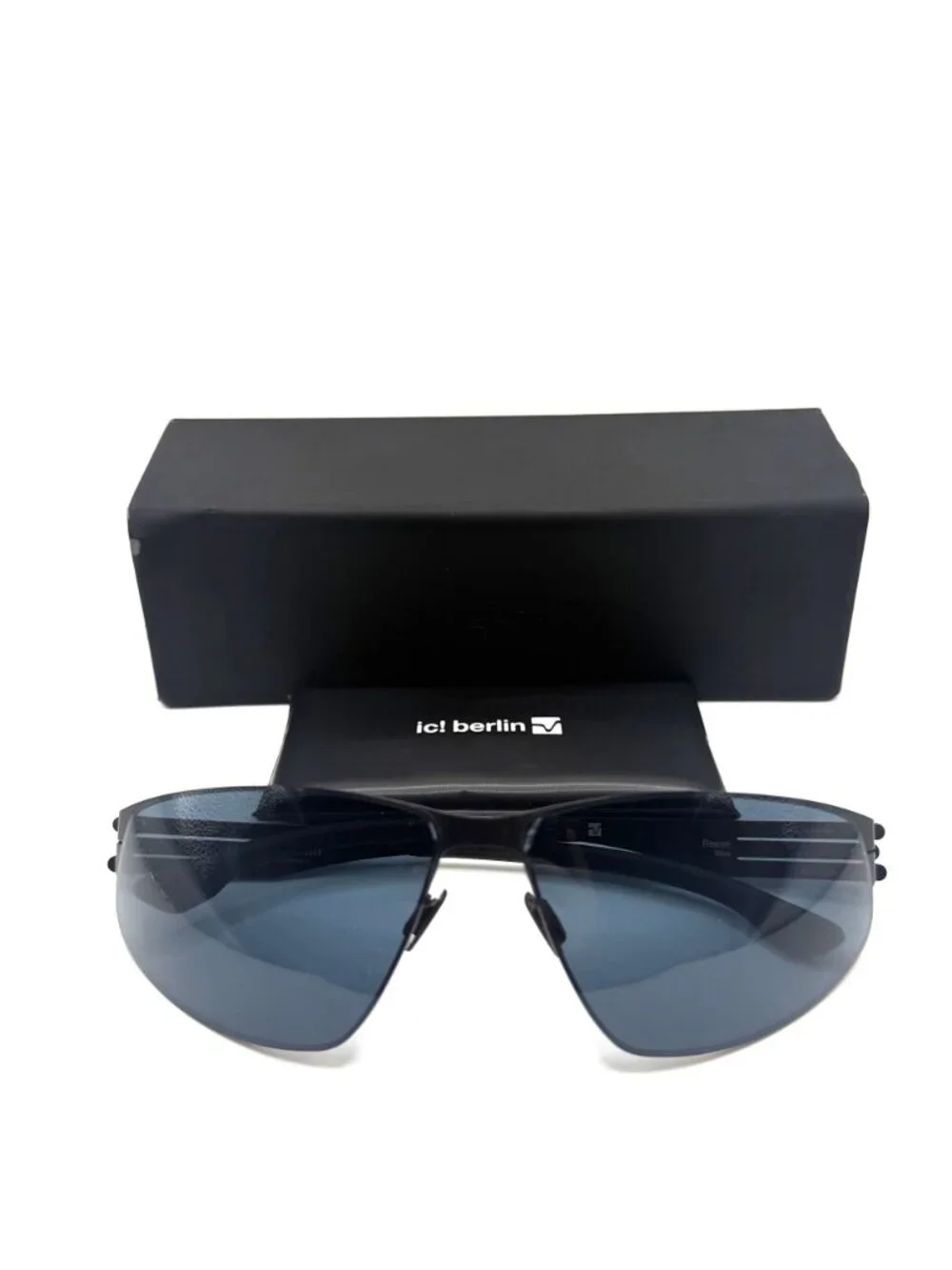 NEW IC! BERLIN REESE BLACK/GREY UNISEX SUNGLASSES 66MM 12 135